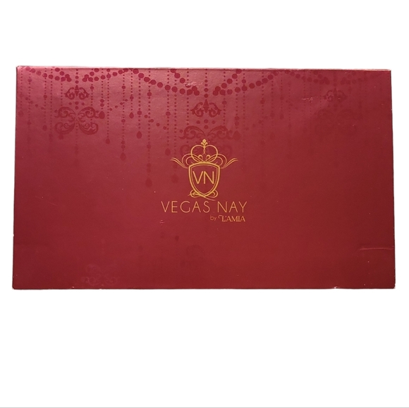 VEGAS NAY 3 PICES LIP SET - Picture 3 of 4